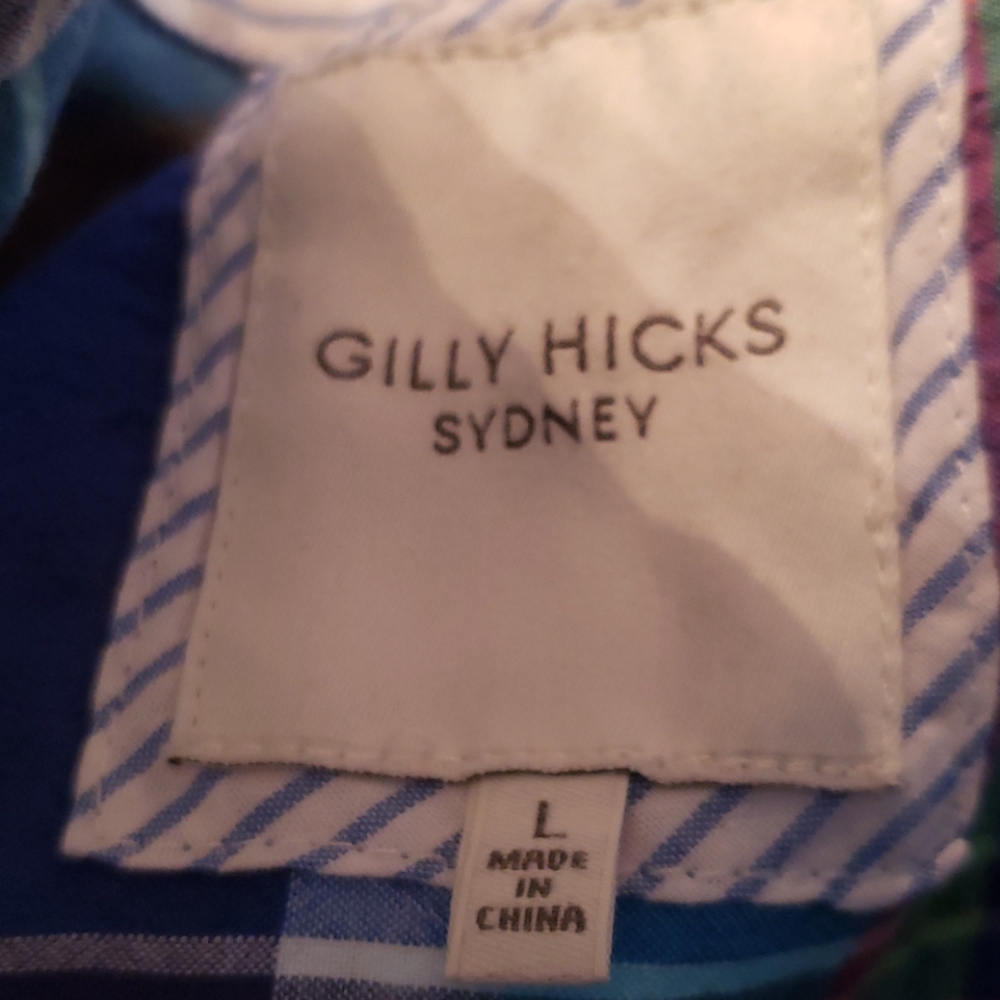 Gilly Hicks - Picture 3 of 6